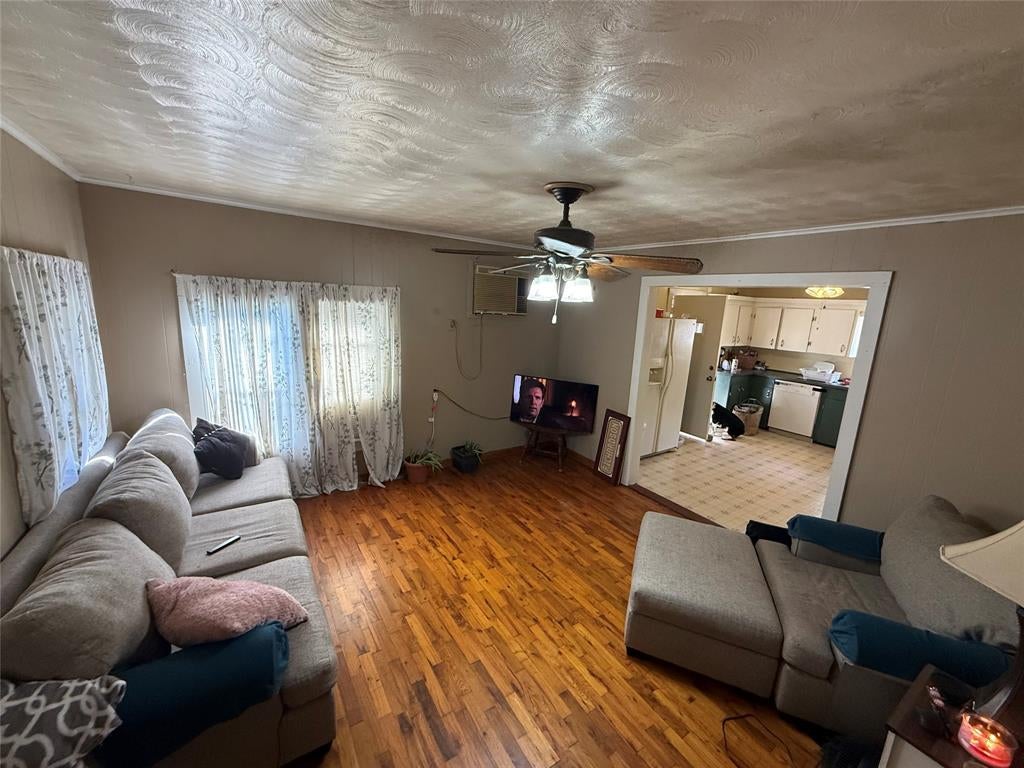 802 Seven Oaks Road