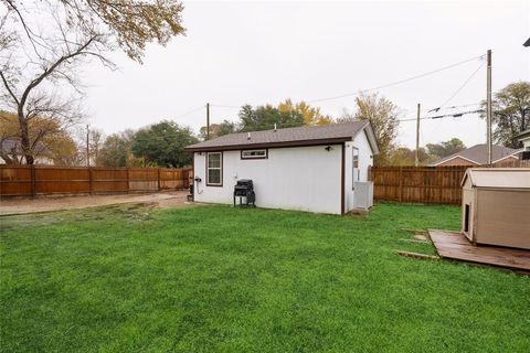 A home in Terrell