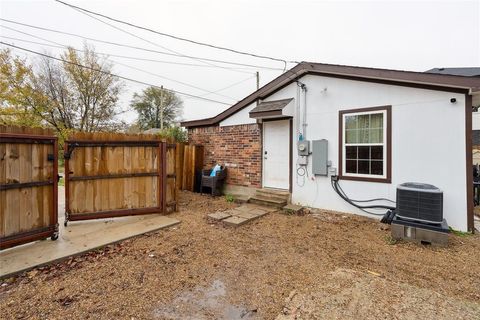 A home in Terrell