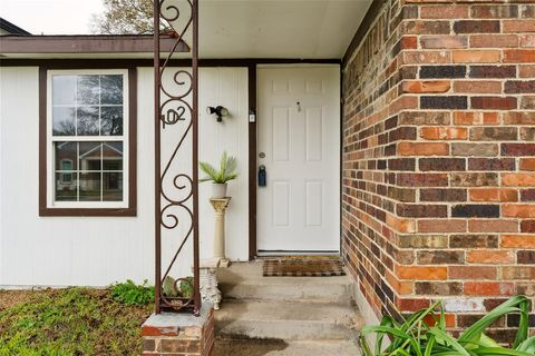 A home in Terrell