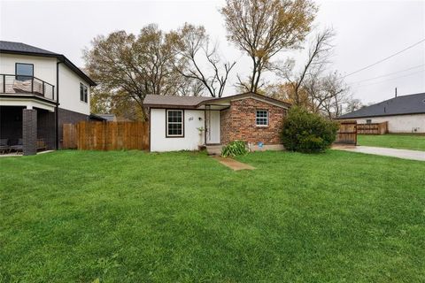 A home in Terrell