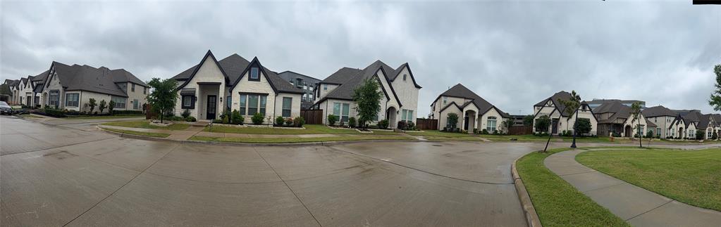 12513 Royal Oaks Lane