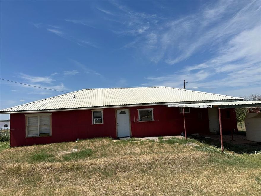 Introducing a Rare Gem on Lake Arrowhead - Your Deeded Fixer Upper Lake House!
Nestled in the Lake Arrowhead community, this 1595 sq ft. open concept 3 bedroom, one large bath home presents an incredible opportunity to own a slice of lakeside paradise at an affordable price.
Lake Arrowhead is home to the state park and offers opportunities for fishing, boating, and wildlife viewing right outside your backyard.
This fixer upper allows you to unleash your creativity and transform it into the lakeside haven you've always envisioned. Whether you're looking for a weekend getaway, a place to retire, or a year-round residence, this property offers endless potential.
Don't miss this rare chance to own a lakefront property on Lake Arrowhead. Imagine waking up to the shimmering waters of the lake and retiring to the tranquility of your own private retreat. Embrace the potential, seize the opportunity, and make this fixer-upper your own. Contact us today.