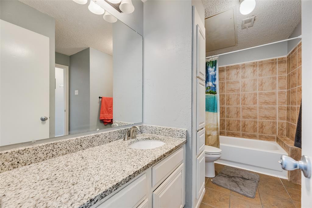 Preston On Creek Condos - Residential