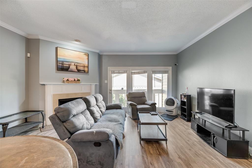 Preston On Creek Condos - Residential