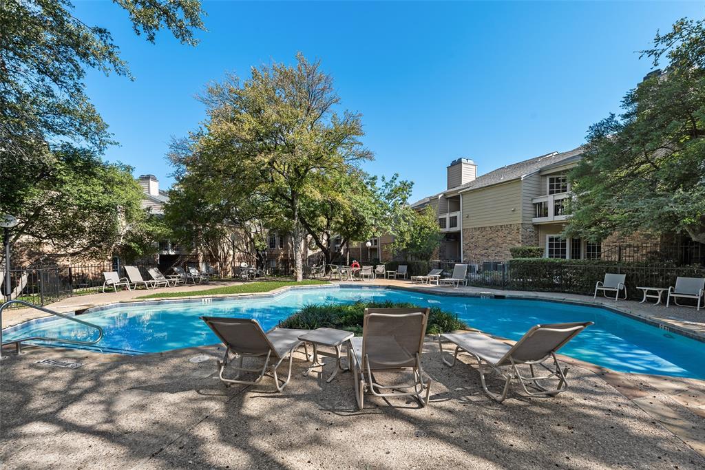 Preston On Creek Condos - Residential