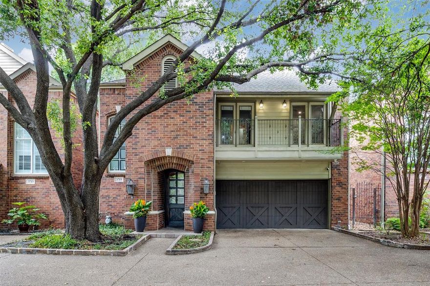 Rare 3-bedroom, 2.5-bath single-family home tucked away on a private cul-de-sac in the heart of Oak Lawn, just minutes from Highland Park, Turtle Creek, Downtown Dallas, the Katy Trail, and the Southwestern Medical District. This hard-to-find property offers a low-maintenance lifestyle with no HOA and thoughtful updates throughout, including a roof replaced in November 2025 and hardwood floors replaced in April 2026. The main level features an open-concept living and kitchen design with views of the private backyard, creating an ideal space for both everyday living and entertaining. The kitchen is equipped with stainless steel appliances, a 6-burner gas cooktop with pot filler, built-in oven and microwave, and abundant cabinetry. The living area includes a wet bar with beverage refrigerator for added convenience. Upstairs, the spacious primary suite features a tray ceiling, custom closet, and an oversized walk-in shower. Two secondary bedrooms share access to a private balcony. Generous storage and closet space can be found throughout the home. Located in one of Dallas’ most desirable neighborhoods with easy access to premier dining, shopping, nightlife, and major medical and business districts.