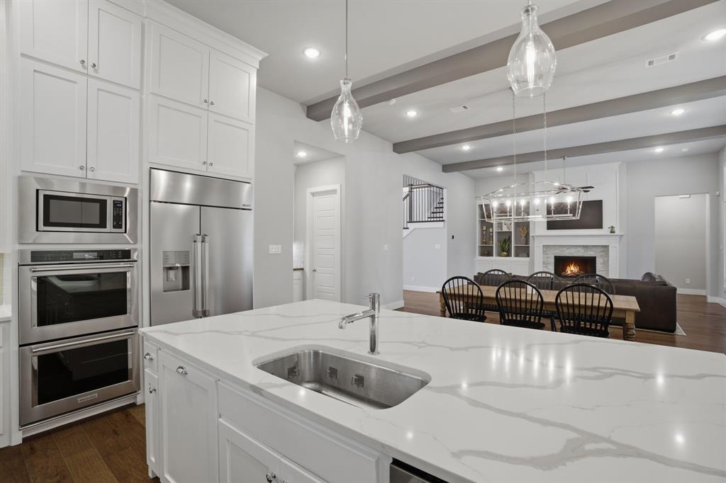 15206 Viburnum Road