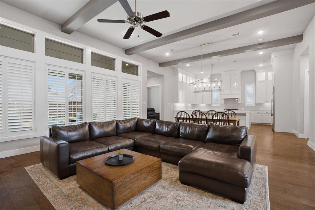 15206 Viburnum Road