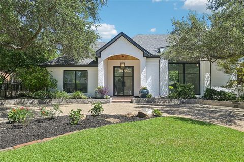 5705 Bent Oak Place Dallas TX 75248