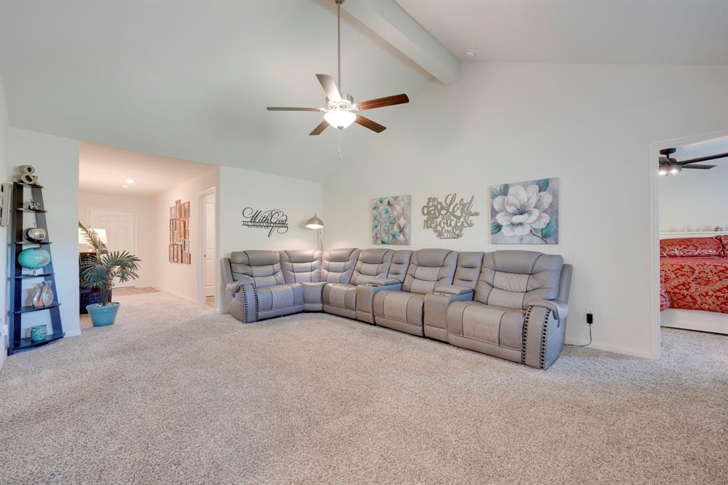 Chisholm Spgs Ph2 - Residential