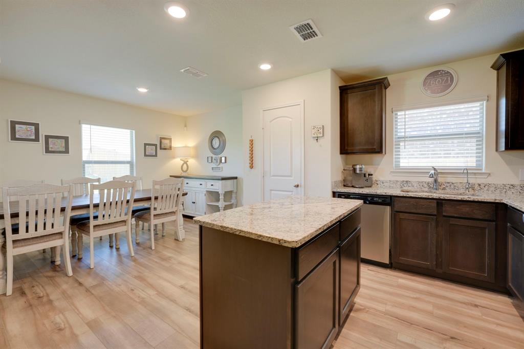 Chisholm Spgs Ph2 - Residential