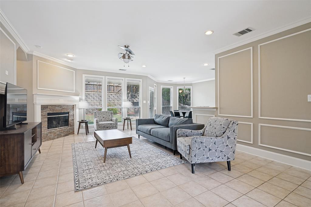 5805 Yacht Club Drive