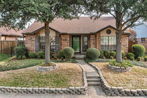 Photo of 3836 O B Crowe Drive, Dallas, TX 75227 (MLS # 21153150)