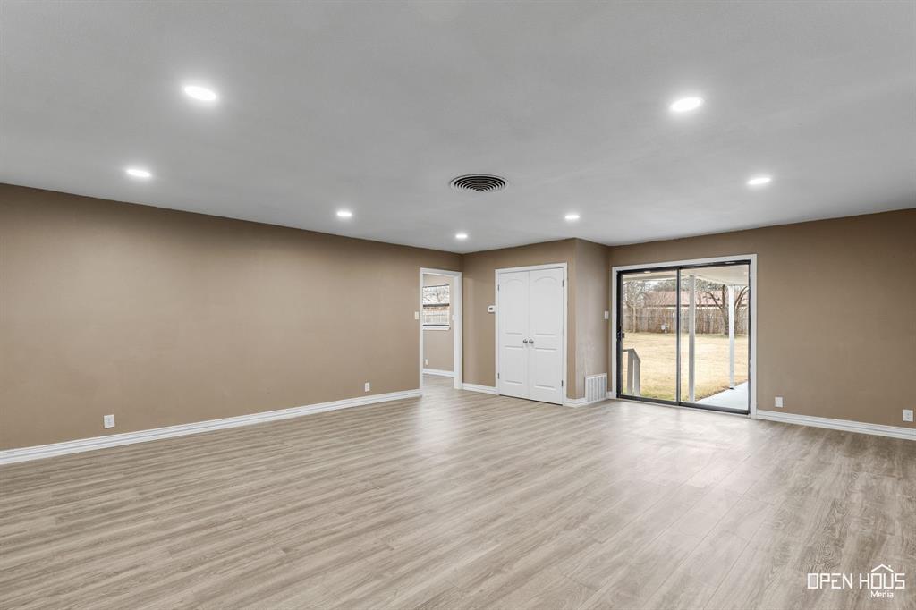 Singleton - Residential