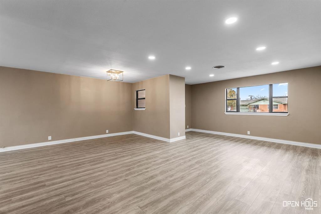 Singleton - Residential