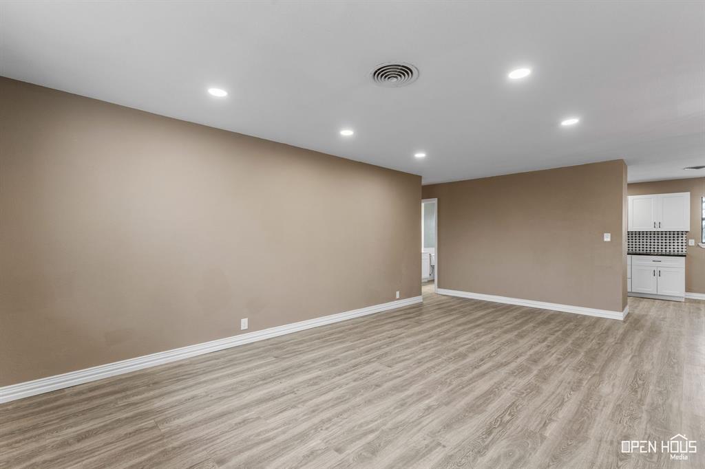 Singleton - Residential