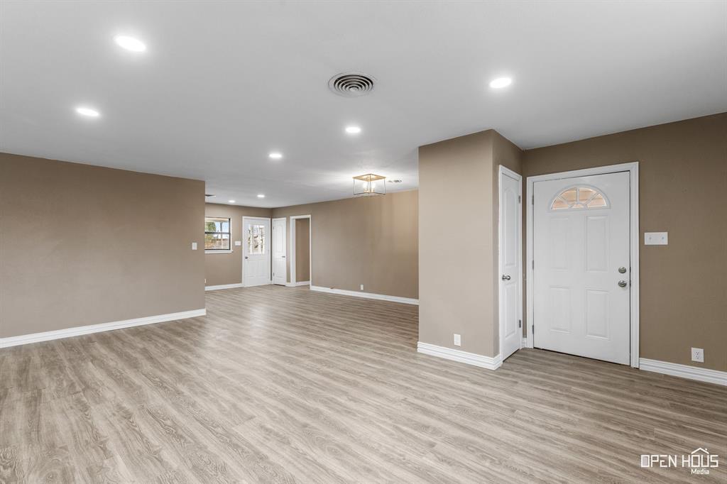 Singleton - Residential