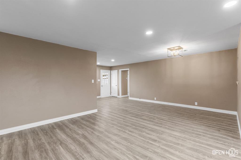 Singleton - Residential