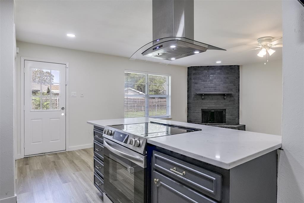 Royal Crest Add - Residential