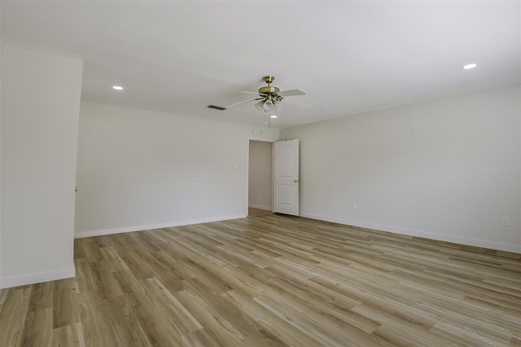 Royal Crest Add - Residential