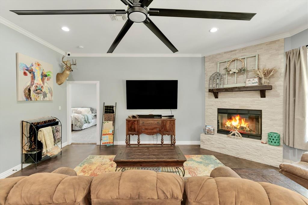 10393 County Road 4027