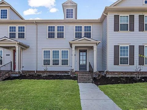 Photo of 13127 Teton Street, Frisco, TX 75035 (MLS # 21205991)