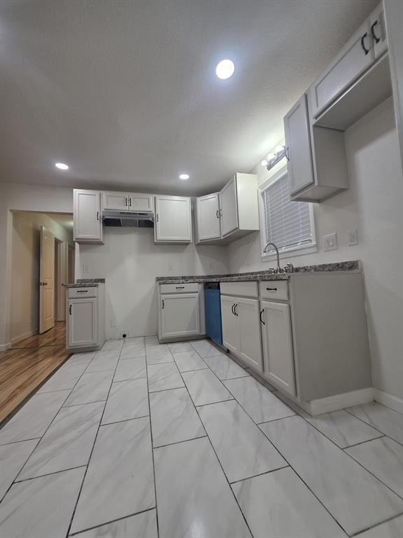 1513 Skyline Drive