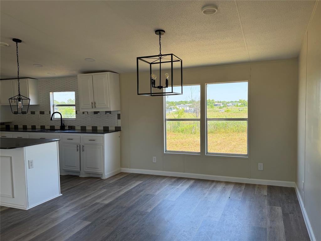 10202 County Road 4116