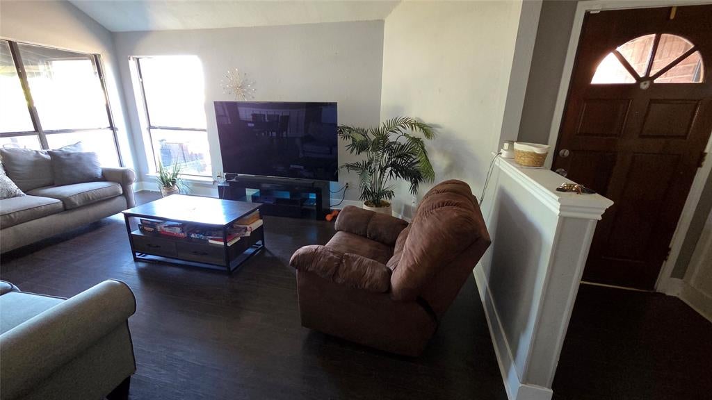 2103 Prairie Creek Trail