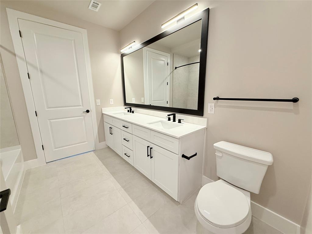 CARLISLE & HALL - Residential Lease