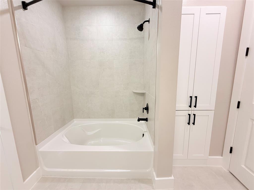 CARLISLE & HALL - Residential Lease