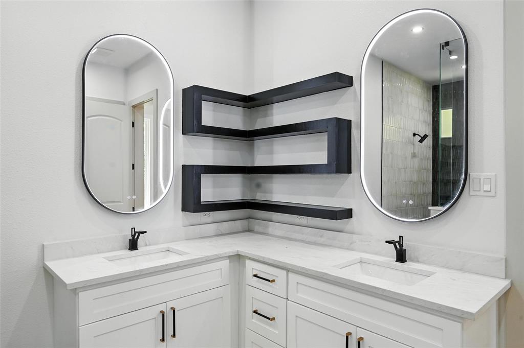 Paradise Bay - Residential