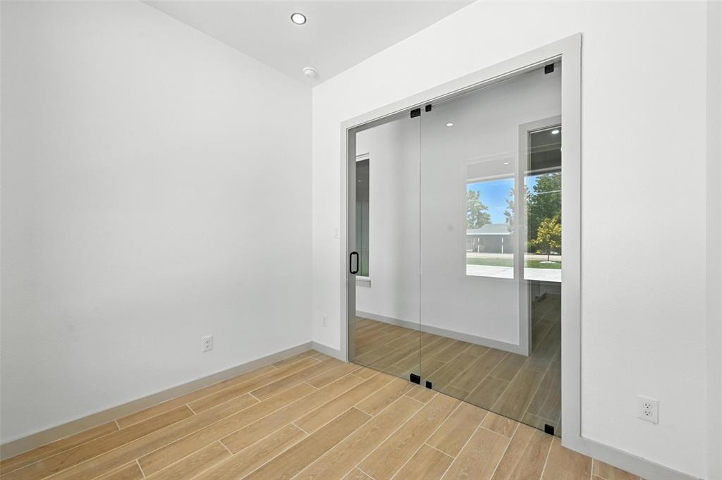 Paradise Bay - Residential