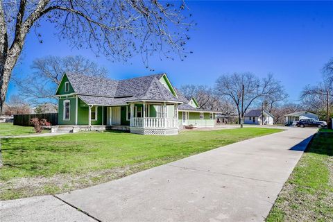 A home in Granbury