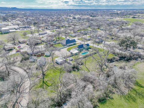 A home in Granbury