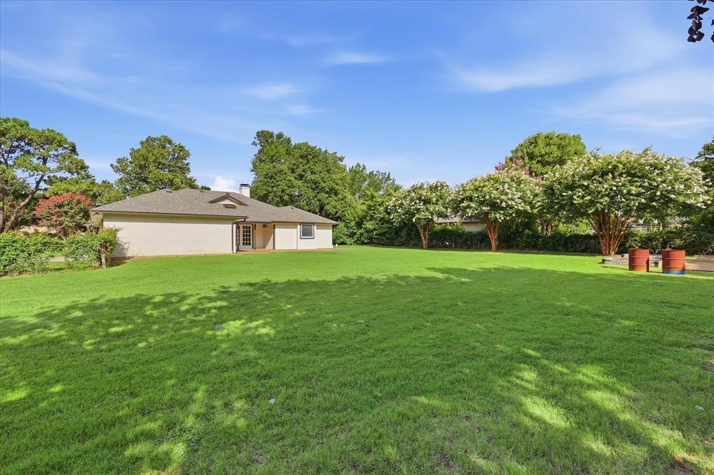 205 N FOREST Lane