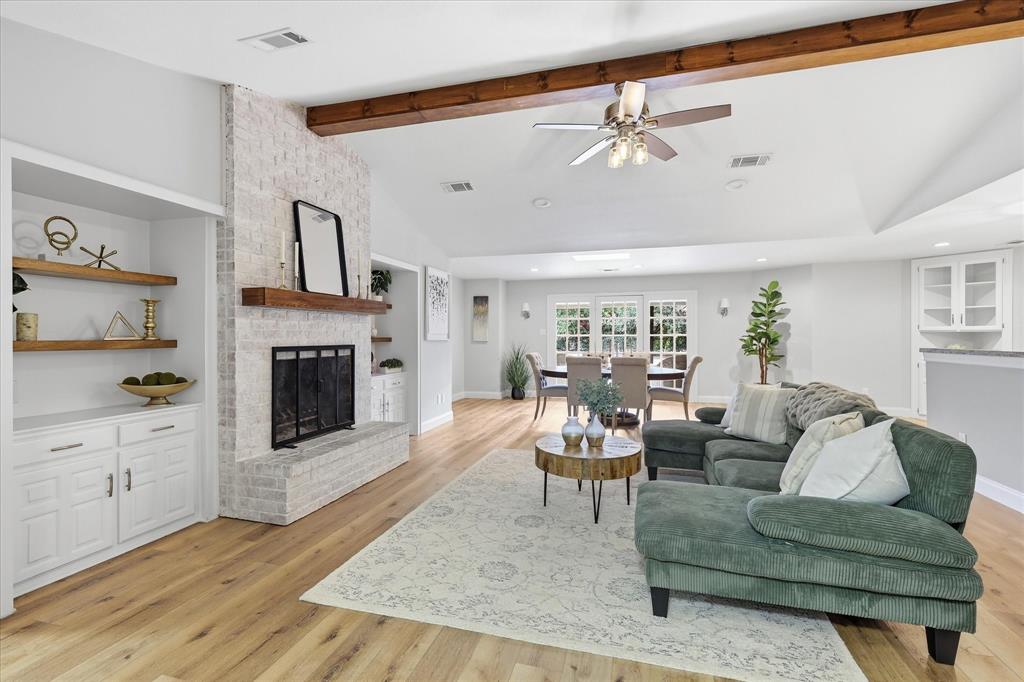 205 N FOREST Lane