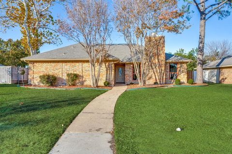 2105 Covered Wagon Drive Plano TX 75074