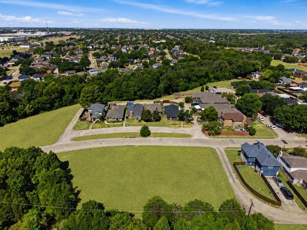 700 Winding Creek Drive