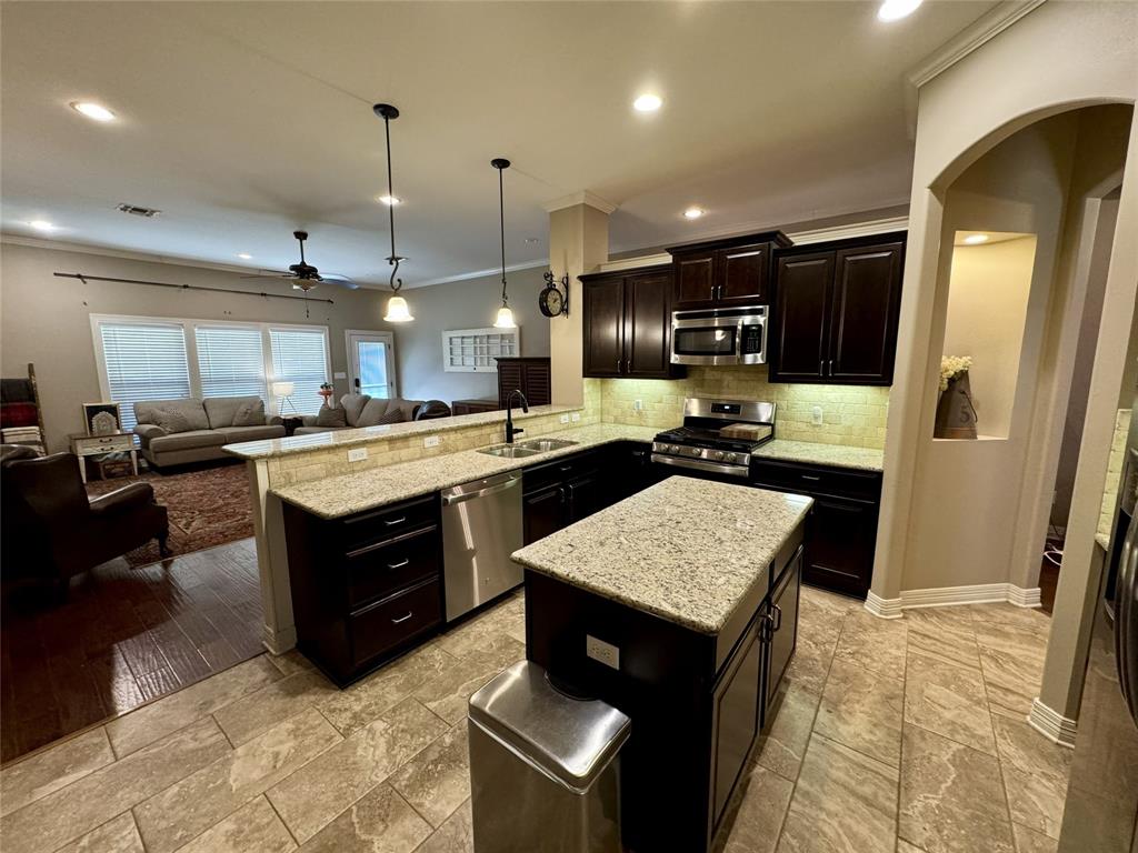 1061 Spanish Moss Circle