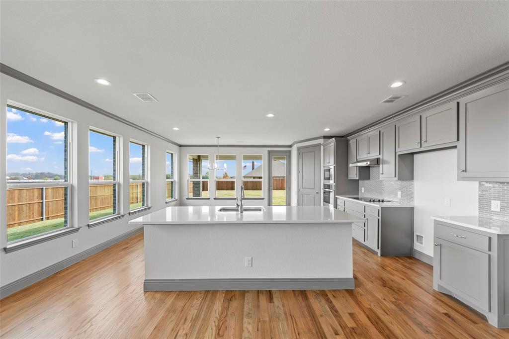 Meadow Ridge Estate - Residential