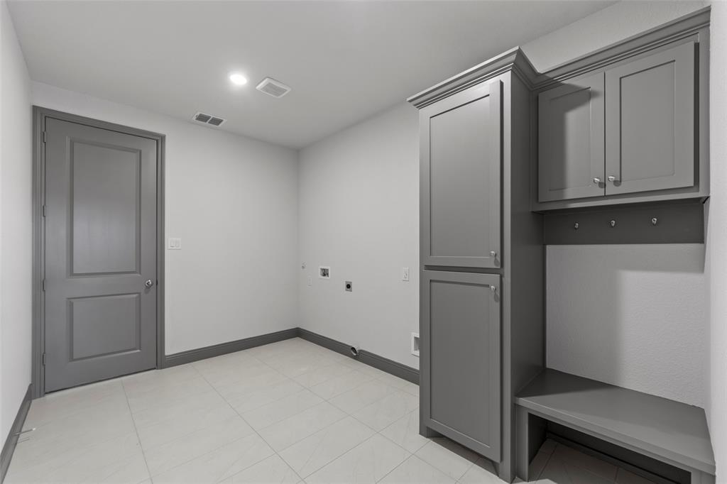 Meadow Ridge Estate - Residential