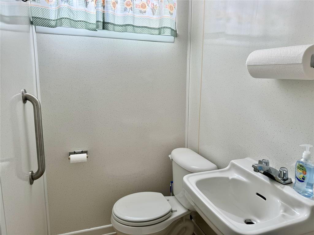 C W Kenner Of Ledbetter - Commercial Sale