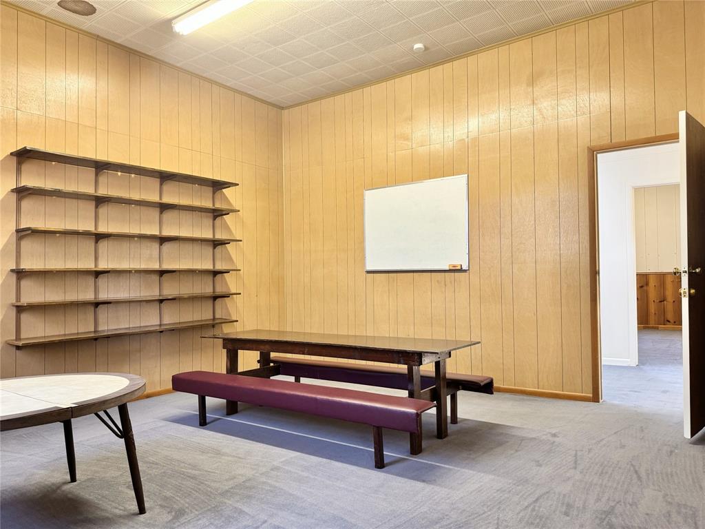 C W Kenner Of Ledbetter - Commercial Sale