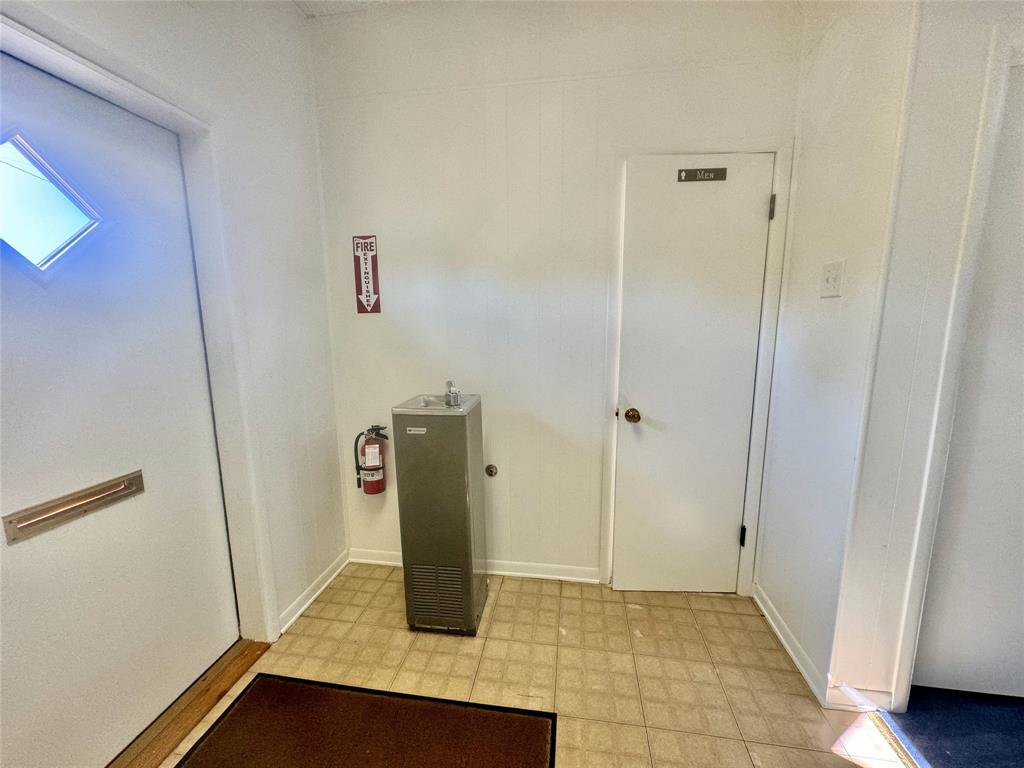 C W Kenner Of Ledbetter - Commercial Sale