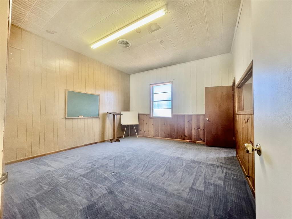 C W Kenner Of Ledbetter - Commercial Sale