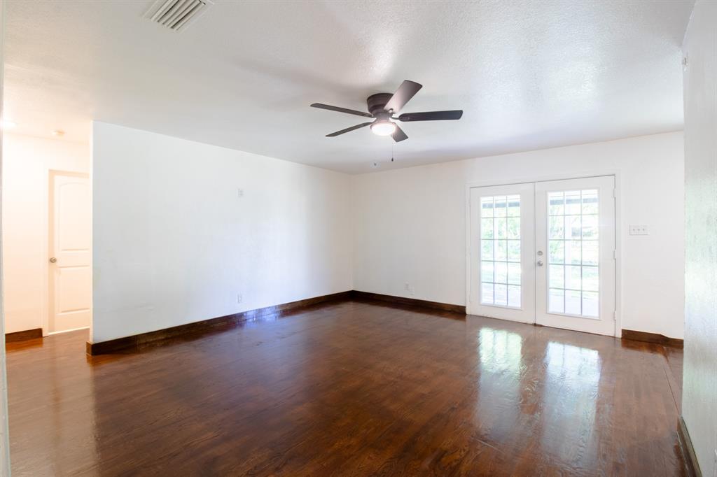 Freeway East Rev - Residential