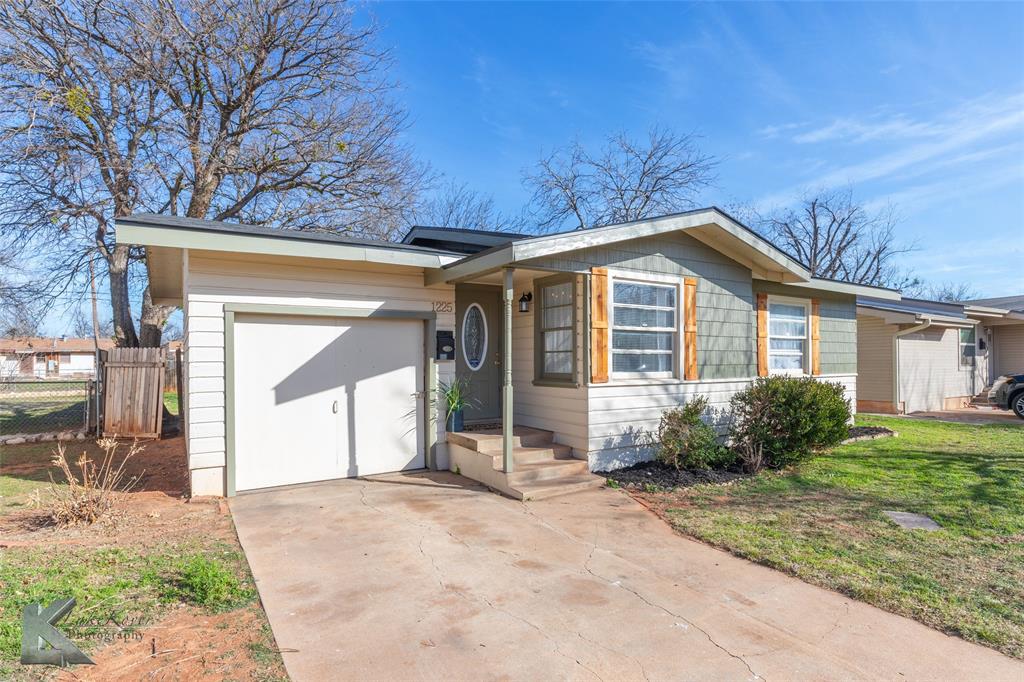 Elmwood West - Residential