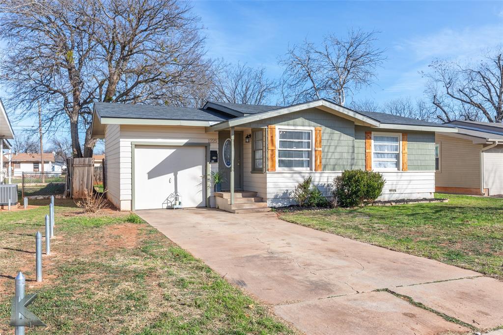 Elmwood West - Residential